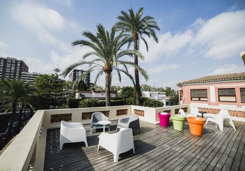 Terrace: Hispania, escuela de español